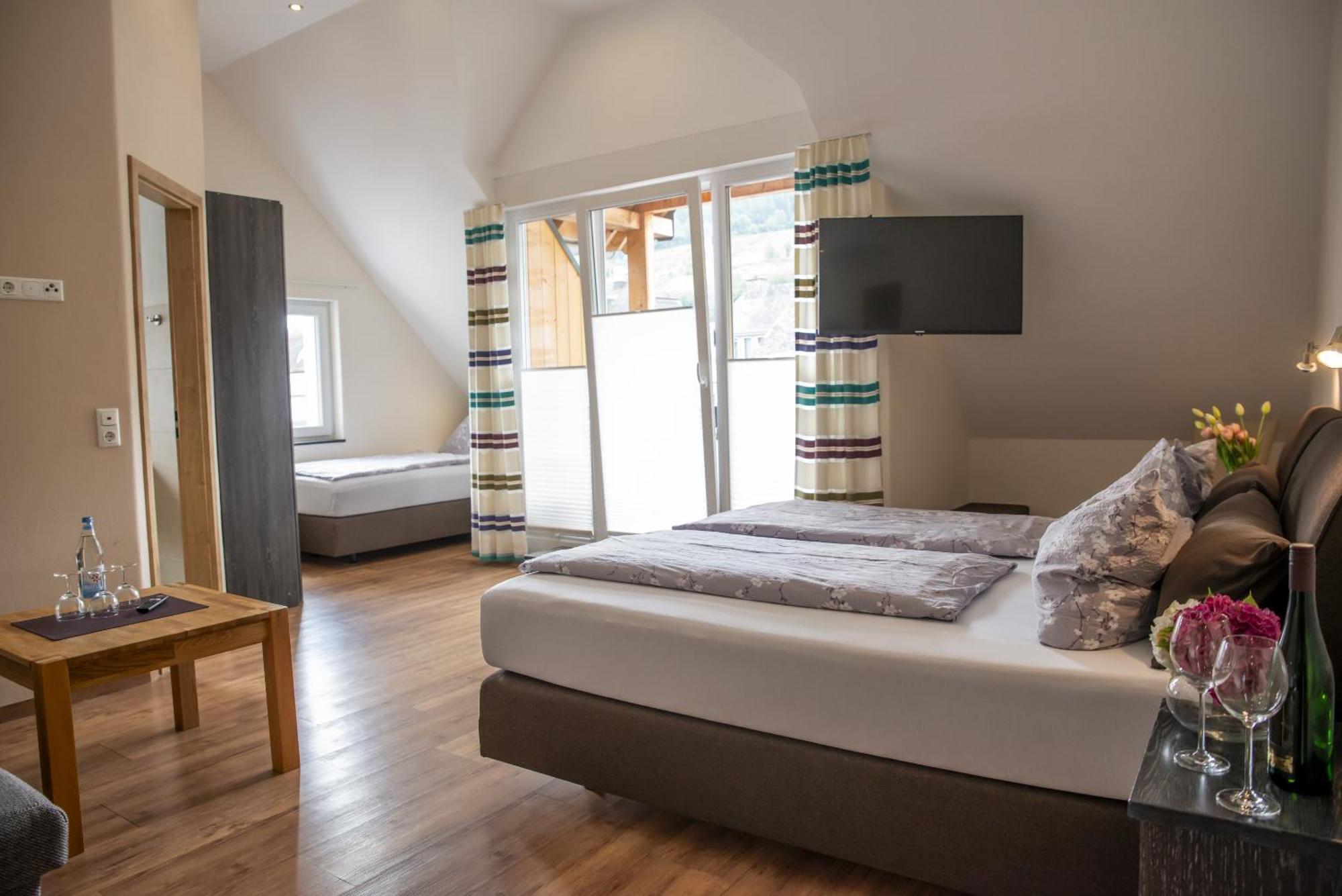 Landgasthof Winzerscheune Hotel 3*